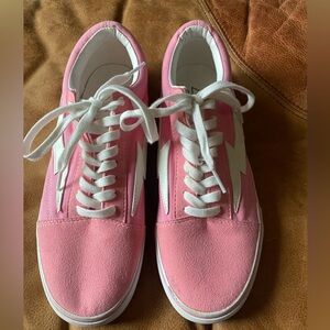 Revenge Storm sneaker size 9 men’s